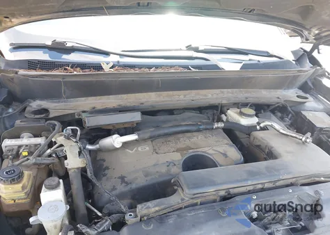 2017 Nissan Pathfinder S z USA, uszkodzony, nr VIN 5N1DR2MN1HC667285